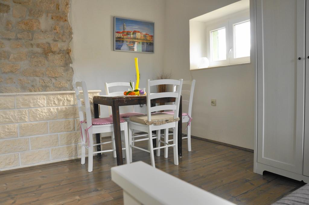 Apartment Ana Trogir Oda fotoğraf